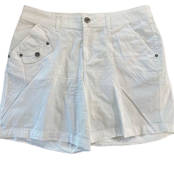 Style & Co size 8 white shorts - Picture 1 of 4